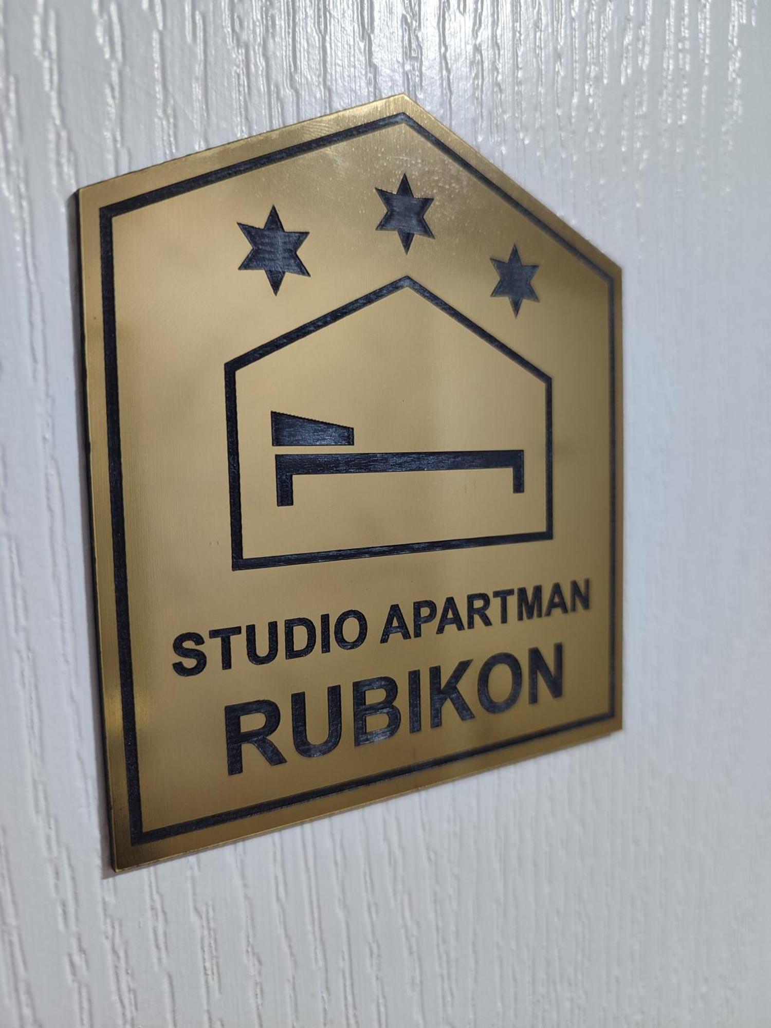 Studio Apartman Free Parking Rubikon Belgrád Kültér fotó