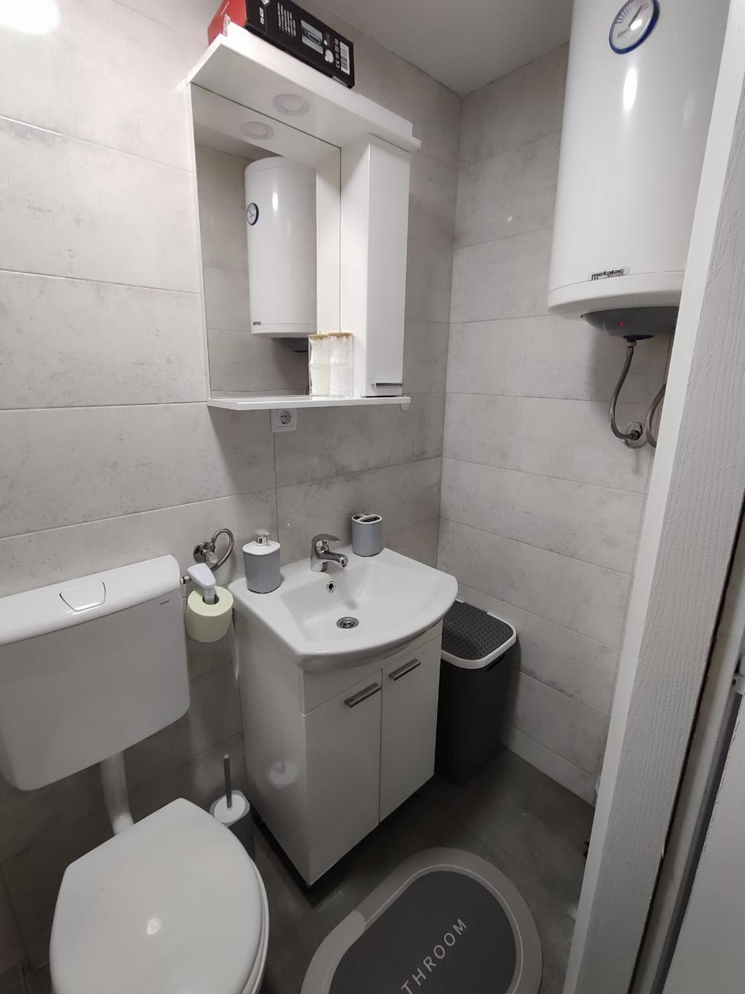 Studio Apartman Free Parking Rubikon Belgrád Kültér fotó
